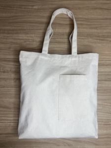 กระเป๋าโท้ทผ้าแคนวาสสไตล์โบฮีเมียนสำหรับผู้หญิง แฟชั่นรักษ์โลก พร้อมสายสะพายไหล่ตกแต่งตัวอักษร  รับสกรีนโลโก้ เหมาะสำหรับไปทะเล - Product Image 2