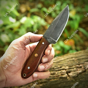 Cuchillo de Caza y Camping de Acero al Carbono Fijo con Mango de Palisandro, Hoja Biselada Táctica de Supervivencia, Funda de Cuero, Venta al por Mayor OEM/ODM - Product Image 2