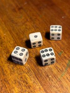 Dés en os polyédriques équilibrés de la série Tournament pour jeux de table professionnels D&D RPG – Accessoire de jeu en gros - Product Image 5