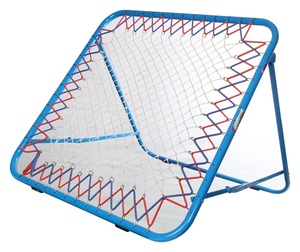 RAPID RAMP REBOUNDER : Rebondeur de football portable avec fonction de changement rapide et pliable, facile à utiliser pour les exercices de passe. - Product Image 3