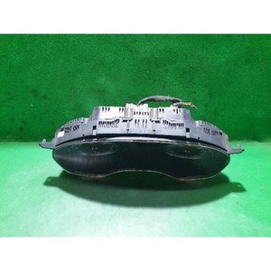 ชุดหน้าปัดเรือนไมล์มือสอง A7 รุ่น 4G8920931L - Product Image 2