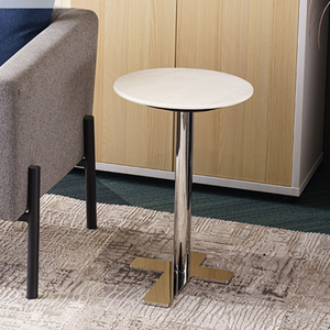 Mesa de Centro de Aluminio Hecha a Mano de Excelente Calidad, Forma Única, Chapada en Oro, Estilo Elegante - Product Image 5