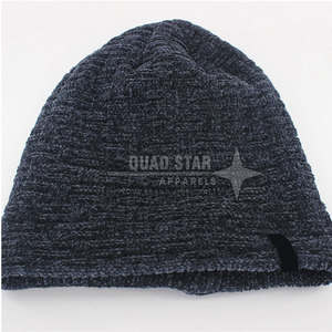 Gorros de Jacquard de Última Moda Hechos en Pakistán, Gorros de Color Liso con Logotipo Personalizado para Adultos - Product Image 2