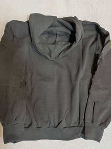 เสื้อฮู้ดดี้โอเวอร์ไซส์แบบหนาพิเศษ 400gsm ผ้าฟลีซ ทรงหลวม ไหล่ตก สไตล์สตรีทแวร์ สำหรับผู้ชายและผู้หญิง  ไม่มีลาย - Product Image 3