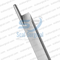 Osteotome à os Fomon pour la rhinoplastie et la chirurgie maxillo-faciale, permettant de couper et remodeler les structures osseuses nasales délicates.