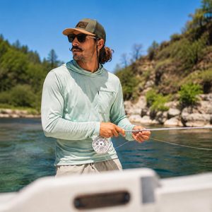 Gorra Trucker de Malla Ajustable con Parche de Cuero Premium, Etiqueta Privada OEM - Product Image 5