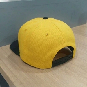 โรงงานผลิตหมวกแก๊ปแบบ Snapback 6 แผง ปักลาย 3 มิติ ทรงแบน  รับผลิตตามแบบ OEM/ODM  ขั้นต่ำในการสั่งซื้อน้อย - Product Image 5