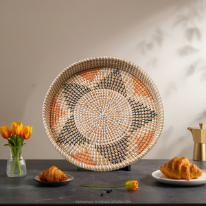 Plateaux de service ronds en jonc de mer de qualité supérieure avec un design unique en plastique pour la décoration intérieure du salon et l'art mural du Vietnam - Product Image 2