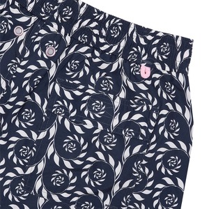 กางเกงว่ายน้ำผู้ชายทรงลำลองแบบสวมใส่สบาย สีรุ้ง ผลิตจากไนลอนโพลีเอไมด์ 100% แห้งเร็ว มีกระเป๋าข้าง เอวยางยืดระดับกลาง - Product Image 3