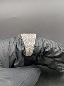 Anillo Rectangular de Lujo para Hombre, Estilo Hip Hop, Acabado en Oro Blanco, con Incrustaciones de Moissanita, Joyería Brillante - Product Image 5