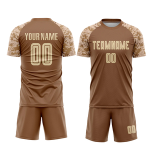 ชุดเสื้อฟุตบอลและกางเกงขาสั้นลายพรางสีน้ำตาล พิมพ์ลายแบบ Sublimation สำหรับผู้ชาย ระบายอากาศได้ดี ผลิตจากโพลีเอสเตอร์ ชุดทีม ชุดยูนิฟอร์มผู้ใหญ่ รับผลิตแบบ OEM - Product Image 2
