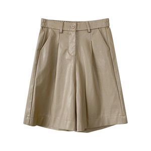 Shorts en cuir PU pour femme, grande taille, taille mi-haute élastique, motif à pois, orné de perles, fermeture éclair, décontracté, collection Printemps-Automne - Product Image 1