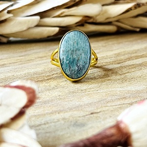 Bagues en laiton au design unique, bague bohème en larimar, bijoux tribaux en laiton pour femmes, plaqué or 18 carats, solitaire géométrique pour la vente en gros/OEM/ODM - Product Image 1