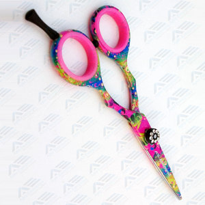 Ciseaux de coiffure durables pour une coupe et un style de précision, ciseaux de barbier professionnels en acier inoxydable 440C - Product Image 4