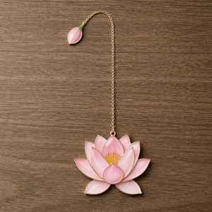 Marcapáginas de latón con esmalte suave chapado en oro de una sola cara, con foto grabada de tema floral Zen de estudios de yoga, recuerdo personalizado - Product Image 1