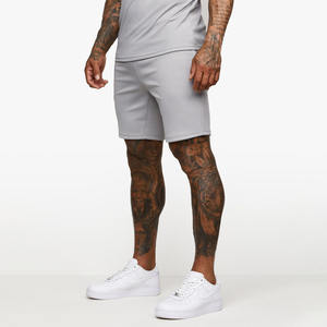 Nouvel ensemble sportif d'été tendance pour hommes – T-shirt à manches courtes et short décontractés, personnalisable avec logo - Product Image 5