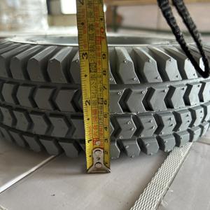 Pneu gris Cheng Shin 4.00-4 C248 4PR avec jante de 4 pouces et chambre à <span class=keywords><strong>air</strong></span> de 2.15 pouces pour motoculteurs, tondeuses à gazon, scooters de mobilité, chariots et chariots à main - Product Image 5