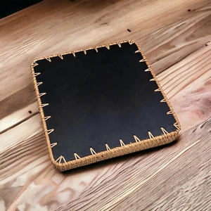 Plateau de service en rotin tressé à la main avec incrustations de nacre, plateau de table basse, plateau décoratif carré blanc et vert à fleurs - Product Image 2