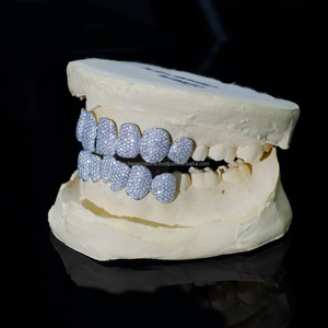 Bijoux de luxe Hiphop 925 argent or grillades glacées Pass testeur de diamant princesse coupe personnalisée Moissanite Grillz pour les dents - Product Image 2