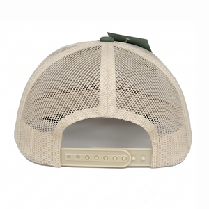 Gorra Trucker Personalizada al por Mayor de 6 Paneles con Visera Curva, Mezcla de Algodón Gris, Parte Trasera de Malla Beige, Visera Verde Oliva, Cierre Snapback - Product Image 4
