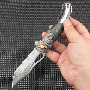 Cuchillo de Caza de Acero de Damasco de Alta Calidad con Mango de Madera Pakka, Cuchillo Versátil para Aventuras al Aire Libre - Product Image 5