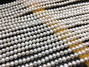 Perles d'eau douce blanches AA 5,5-6,5 mm, perles en forme de pomme de terre, perles en vrac, brin de perles, vente en gros, fournitures pour la fabrication de bijoux - Product Image 3