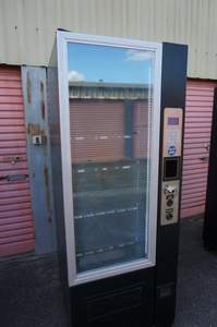 Máquina Expendedora de Bajo Consumo con Iluminación LED y Pagos sin Efectivo para Tarjetas y Efectivo en Venta - Product Image 2