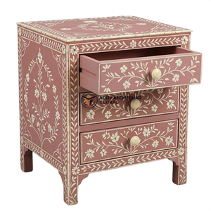 Mesita de Noche Moderna de 3 Cajones con Incrustaciones de Hueso Ecológicas Hechas a Mano, Patrón Floral, Mueble de Dormitorio con Tapa de Madera Addy Mehar - Product Image 2
