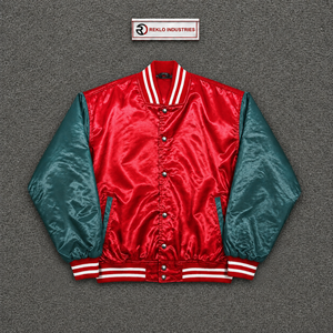 Chaqueta Varsity Personalizada en Satén Rojo Brillante y Verde Azulado Oscuro, Chaqueta Bomber Premium de Béisbol con Mangas en Contraste y Ribete a Rayas Rojo y Blanco - Product Image 5