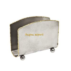 Venta caliente bandeja de metal nuevo diseño hecho a mano bandeja de fundición de metal chapado en oro con hoja de bambú diseño mango bandeja de servicio - Product Image 2