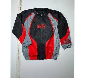 Ensemble deux pièces streetwear pour homme : veste coupe-vent en nylon, sweat à capuche et short avec logo brodé flamme – Tenue d'été personnalisée - Product Image 6