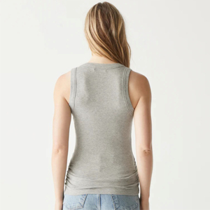 Camiseta sin mangas de punto con cuello redondo para mujer, talla grande, estilo casual de verano, diseño cómodo que realza las curvas, OEM - Product Image 4