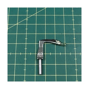 Piezas de máquina de coser industrial media, LOOPER para la ropa, para la ropa, para la máquina de coser, en la parte media, para la parte de la ropa, en la parte de la ropa - Product Image 1