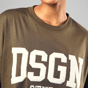 T-shirts, chemises, hauts et shorts pour femmes en coton 100% avec logo personnalisé, style streetwear décontracté et vêtements de sport, vente en gros - Product Image 6