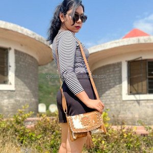 Hair on Hide Sac à main en cuir de vachette Style unique Bohème Sling Purse Multi Purpose Women Sling Bag Crossbody Shoulder Handbags - Product Image 2