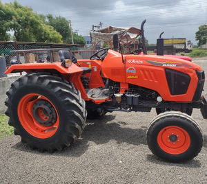 Tracteur agricole Kubota MU5502 2WD 55 CV à moteur diesel, avec système ROPS et hydraulique, qualité prix usine - Product Image 1