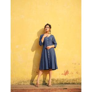 Robe midi en coton et lin de style bohème pour femmes, col en V, boutonnée, fluide, décontractée, robe maxi d'été - Product Image 1