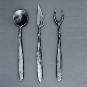 Ensemble de couverts en argent de haute qualité, 3 pièces, en fer forgé à la main et de style élégant, cuillère, fourchette, couteau pour les fêtes - Product Image 3