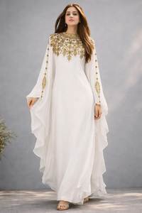 Abaya élégante blanche en polyester avec broderie dorée et perles, manches longues, longueur ras du sol, coupe ajustée, robe modeste pour mariage au Moyen-Orient - Product Image 3