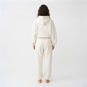 Ensemble streetwear deux pièces pour femme, sweat à capuche court zippé personnalisé - Product Image 3