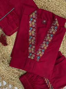 Traje Salwar de Seda de Mango y Viscosa, Diseño Indio-Pakistaní, Moderno y Exclusivo para Mujer, Ideal para Fiestas y Bodas, Ropa Étnica - Product Image 2