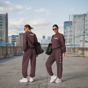 Ensemble de survêtement deux pièces personnalisé avec logo, en molleton de soie, sweat-shirt à capuche imprimé en relief, style sport d'hiver - Product Image 4