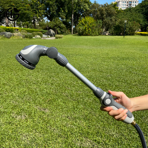 ปืนฉีดน้ำสวนปรับได้ขนาด 18 นิ้ว พร้อมหัวฉีด 10 รูปแบบ ควบคุมง่ายด้วยมือเดียวสำหรับพืชและอุปกรณ์ทำสวน - Product Image 1