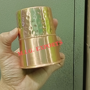 Verres en cuivre aux prix les plus bas, avec un design tendance et traditionnel, verres ayurvédiques en cuivre pour l'eau, en vente par les exportateurs M.I.G. EXPORTATIONS - Product Image 3