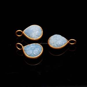 Colgante de ópalo azul natural tallado a mano con forma de flor, piedra preciosa de ópalo azul en plata de ley 925 para la fabricación de joyas al por mayor. - Product Image 3