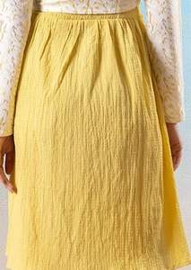 เดรสสีเหลืองลายพิมพ์เอง ทรงเข้ารูป คอวี แขนสั้น จับจีบระบายชายกระโปรงตรง เอวธรรมชาติ เป็นมิตรต่อสิ่งแวดล้อม - Product Image 2