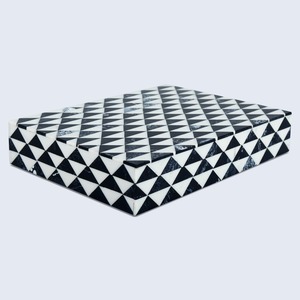 กล่องใส่ของที่ระลึกฝังลายกระดูกตกแต่ง งานแฮนด์เมด สำหรับผู้หญิง - Product Image 1