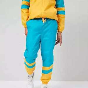 Conjunto Deportivo de Invierno Personalizado de 2 Piezas, 100% Poliéster, Chaqueta Cortavientos y Pantalones Deportivos Personalizados para Hombre - Product Image 2