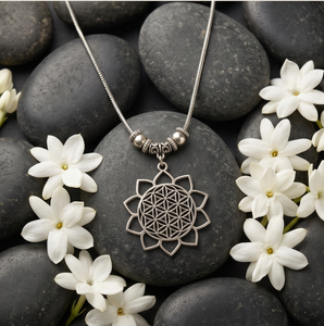DIVYORO Ensemble de chaînes avec pendentif mandala en argent oxydé, cadeau classique pour femme - Product Image 4