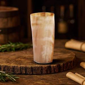Jarra de Cuerno Vikinga de Material Orgánico Pulido de Alta Calidad con Borde de Latón para Beber Cerveza o Agua - Precio Bajo - Product Image 3